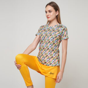 501 Atasan Kaos Motif Wanita